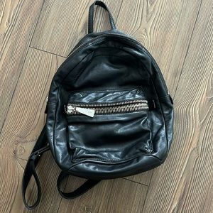 Frye Mini Back Pack (100% Leather)